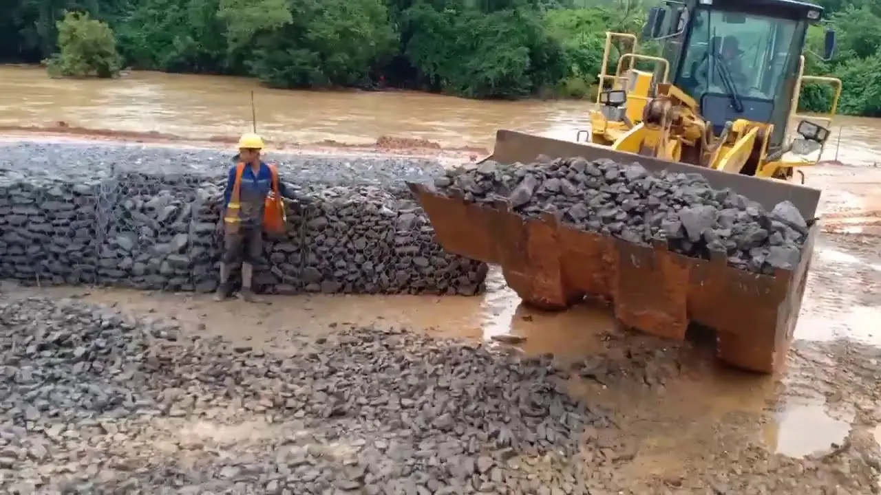 Tường Chắn Rọ Đá - Giải pháp bảo vệ sạt lở đất hiệu quả hiện nay