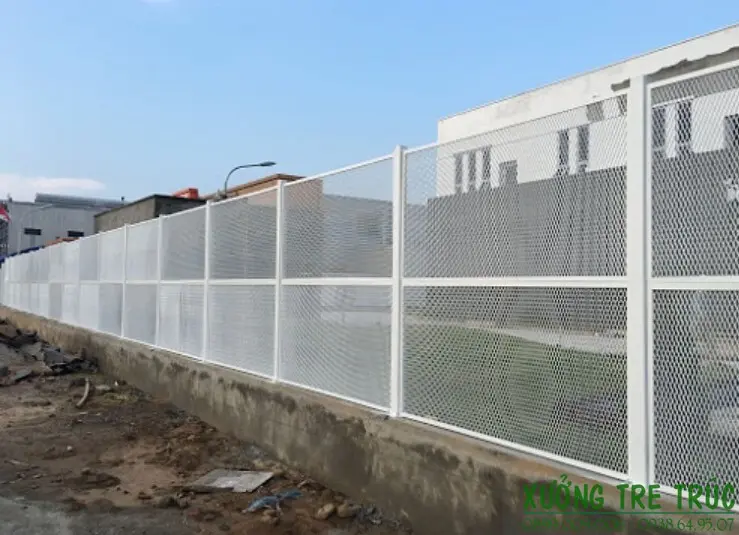 Lưới Thép Hàng Rào - Giải Pháp Bảo Vệ & Làm Đẹp Không Gian Hiện Đại Lưới Thép Hàng Rào - Giải Pháp Bảo Vệ Làm Đẹp Không Gian Hiện Đại