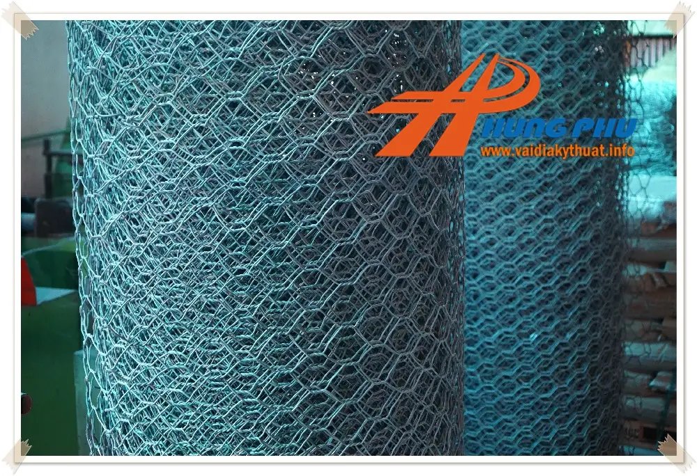 Hàng rào lưới thép bọc nhựa - Giải pháp An ninh & Thẩm mỹ Toàn diện cho Không gian Sống