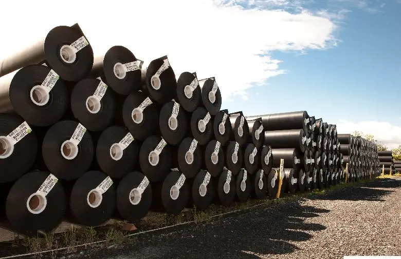 Bạt HDPE Đen – Giải Pháp Chống Thấm Toàn Diện & Bền Vững Bạt HDPE Đen – Giải Pháp Chống Thấm Toàn Diện Bền Vững