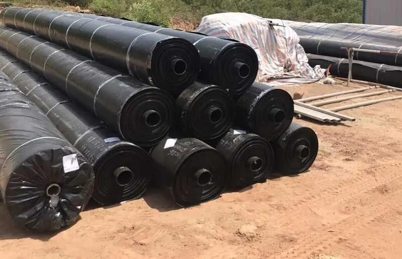 Bạt HDPE Đen – Giải Pháp Chống Thấm Toàn Diện & Bền Vững Bạt HDPE Đen – Giải Pháp Chống Thấm Toàn Diện Bền Vững