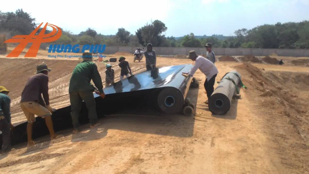 Thi Công Hầm Biogas Bằng Màng HDPE Giá Rẻ - Giải Pháp Bền Vững Cho Nông Thôn Việt Nam Thi Công Hầm Biogas Bằng Màng HDPE Giá Rẻ - Giải Pháp Bền Vững Cho Nông Thôn Việt Nam