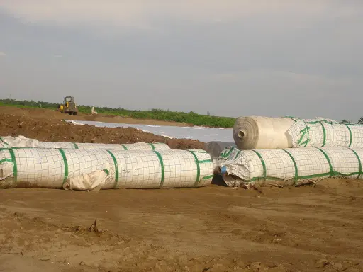 Tác dụng vải địa kỹ thuật - Giải pháp tối ưu cho ngành xây dựng & môi trường Tác dụng vải địa kỹ thuật - Giải pháp tối ưu cho ngành xây dựng môi trường