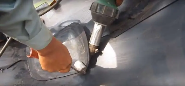 Thi công hàn màng chống thấm HDPE Bí quyết cho công trình bền vững Thi công hàn màng chống thấm HDPE Bí quyết cho công trình bền vững