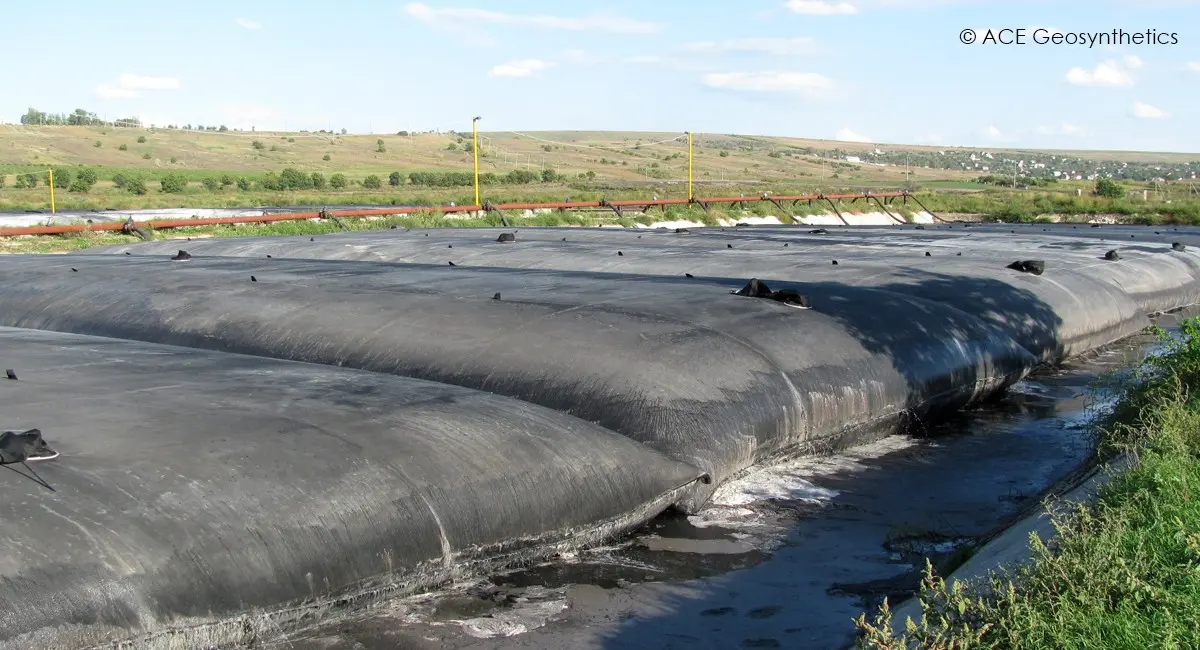 Ống địa kỹ thuật Geotube - Giải pháp bền vững cho bờ biển Ống địa kỹ thuật Geotube - Giải pháp bền vững cho bờ biển