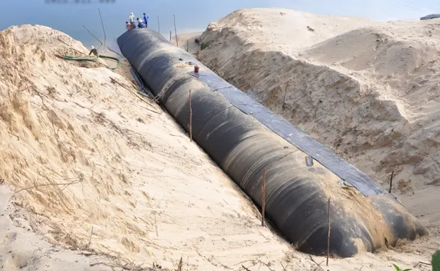 Ống địa kỹ thuật Geotube - Giải pháp bền vững cho bờ biển Ống địa kỹ thuật Geotube - Giải pháp bền vững cho bờ biển