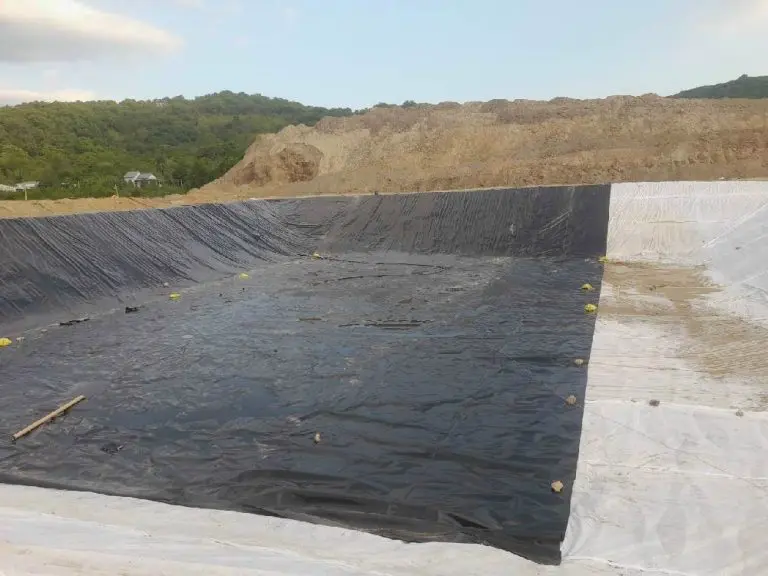 Vải Địa Kỹ Thuật Chống Thấm HDPE - Chiến Binh Thầm Lặng Bảo Vệ Công Trình Vải Địa Kỹ Thuật Chống Thấm HDPE - Chiến Binh Thầm Lặng Bảo Vệ Công Trình
