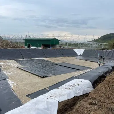 Màng chống thấm HDPE 1mm: Giải pháp chống thấm hiệu quả cho công trình Màng HDPE 1mm - Lá Chắn Vững Chãi Cho Mọi Công Trình