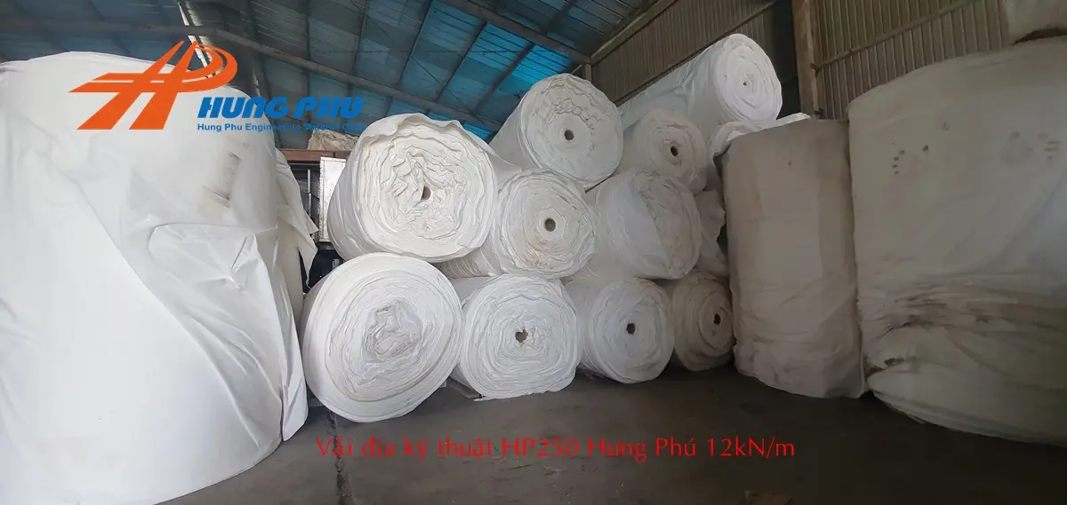 Vải Địa Kỹ Thuật 12kN/m - "Áo Giáp" Bảo Vệ Công Trình Vững Chãi Vải Địa Kỹ Thuật 12kN/m -