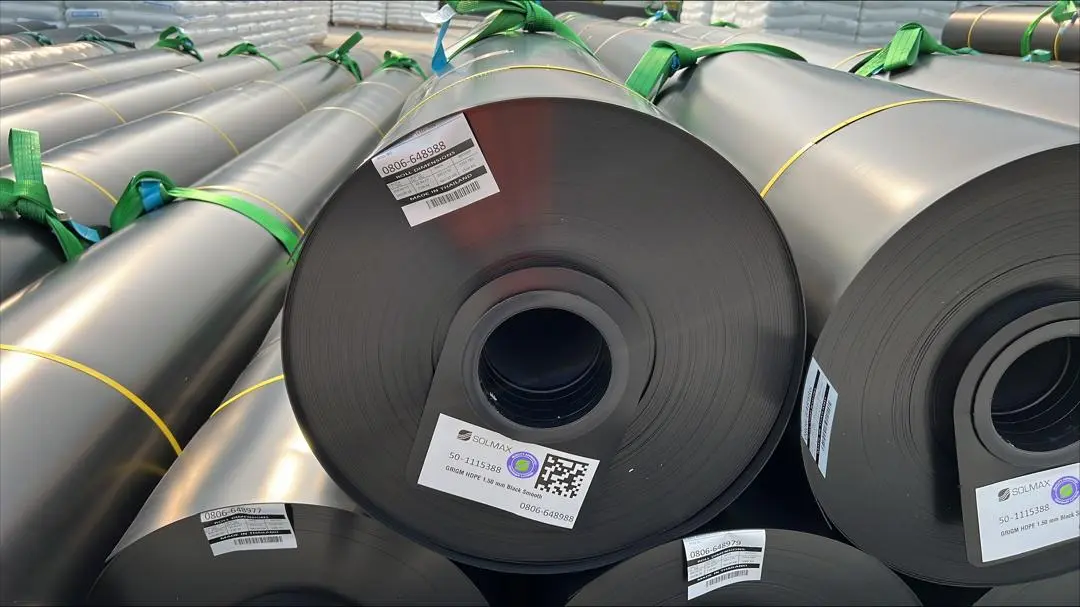 Màng HDPE Solmax - Lá Chắn Vững Chãi Cho Mọi Công Trình Màng HDPE Solmax - Lá Chắn Vững Chãi Cho Mọi Công Trình