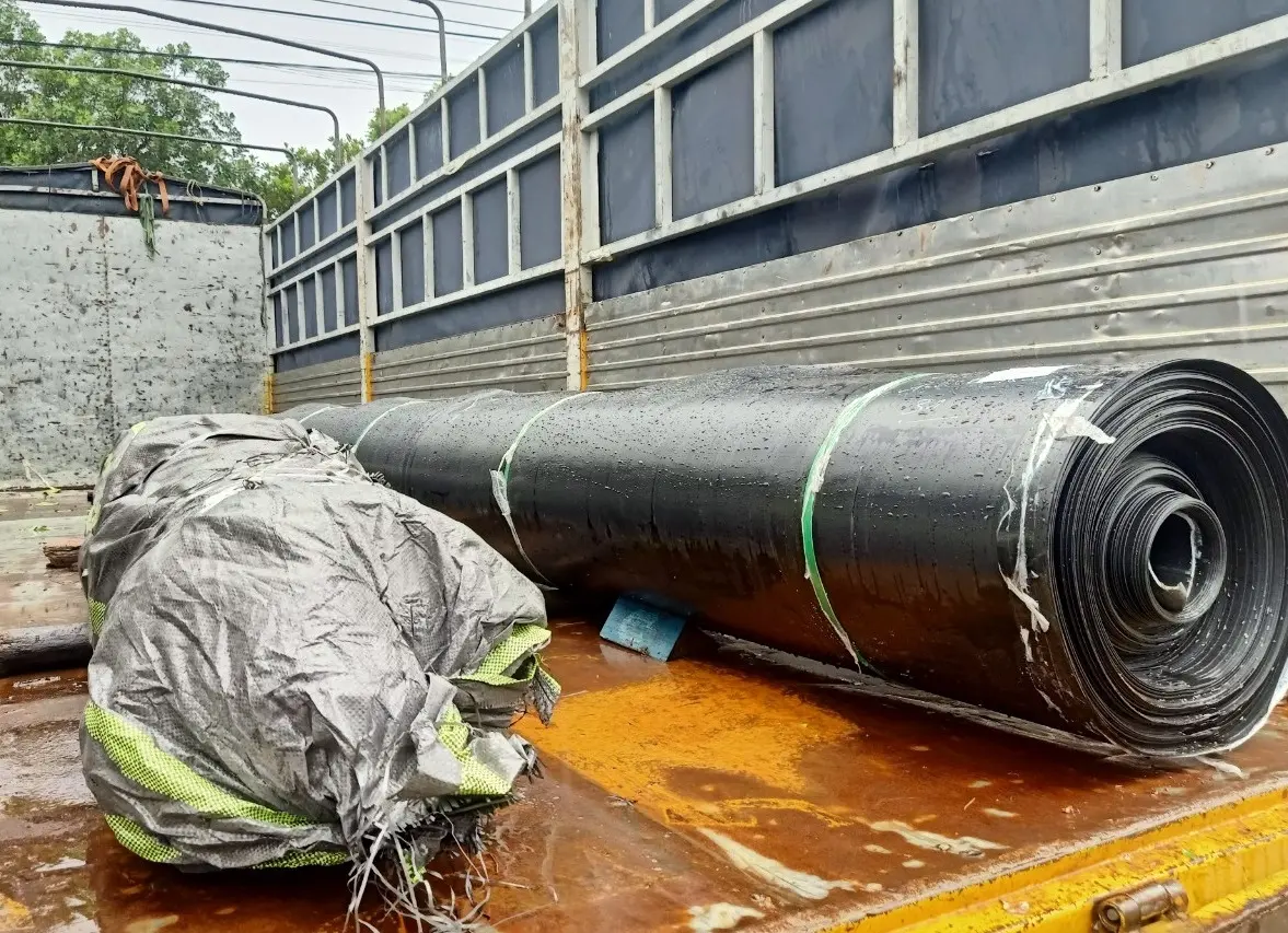 Vải Địa Chống Thấm - Bảo Vệ Công Trình - Vững Bền Theo Thời Gian Vải Địa Chống Thấm - Bảo Vệ Công Trình - Vững Bền Theo Thời Gian