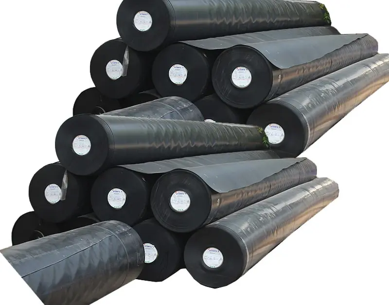Màng Nhựa HDPE - "Vũ Khí" Bí Mật Cho Xây Dựng và Cuộc Sống Màng Nhựa HDPE -
