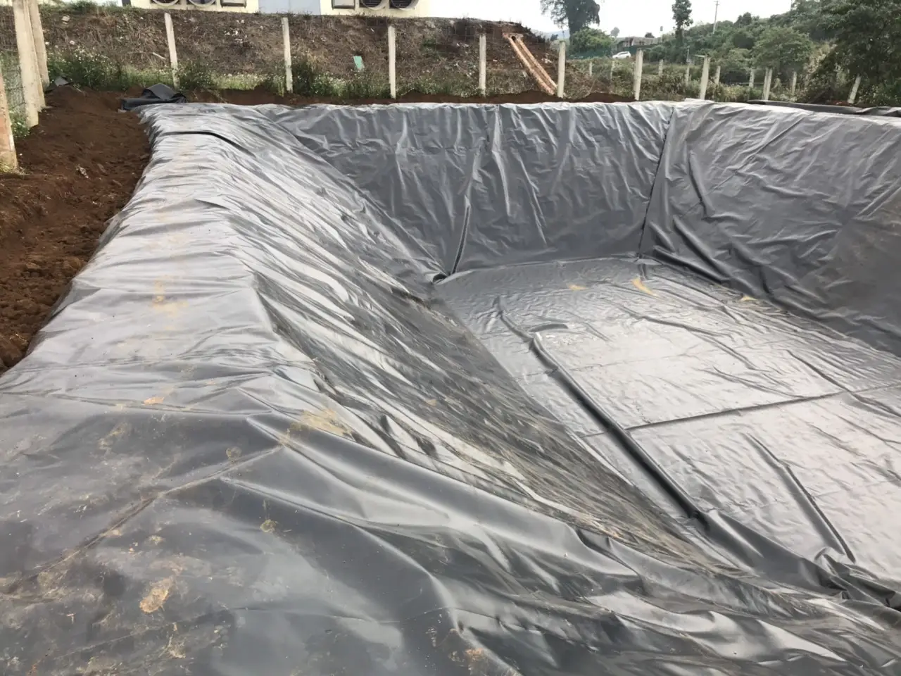 Các loại bạt chống thấm hồ cá