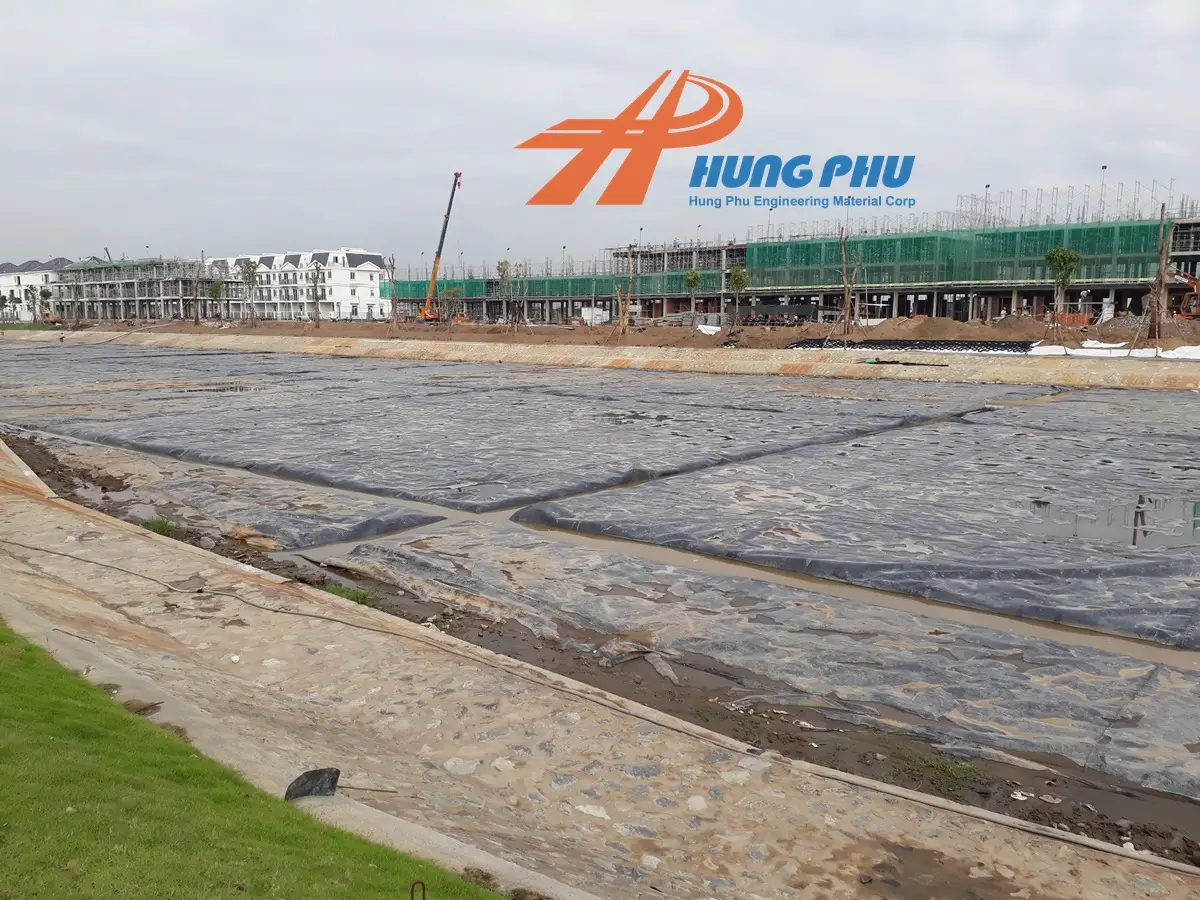 Bạt Lót Hồ Giá Rẻ - Giải Pháp Tiết Kiệm