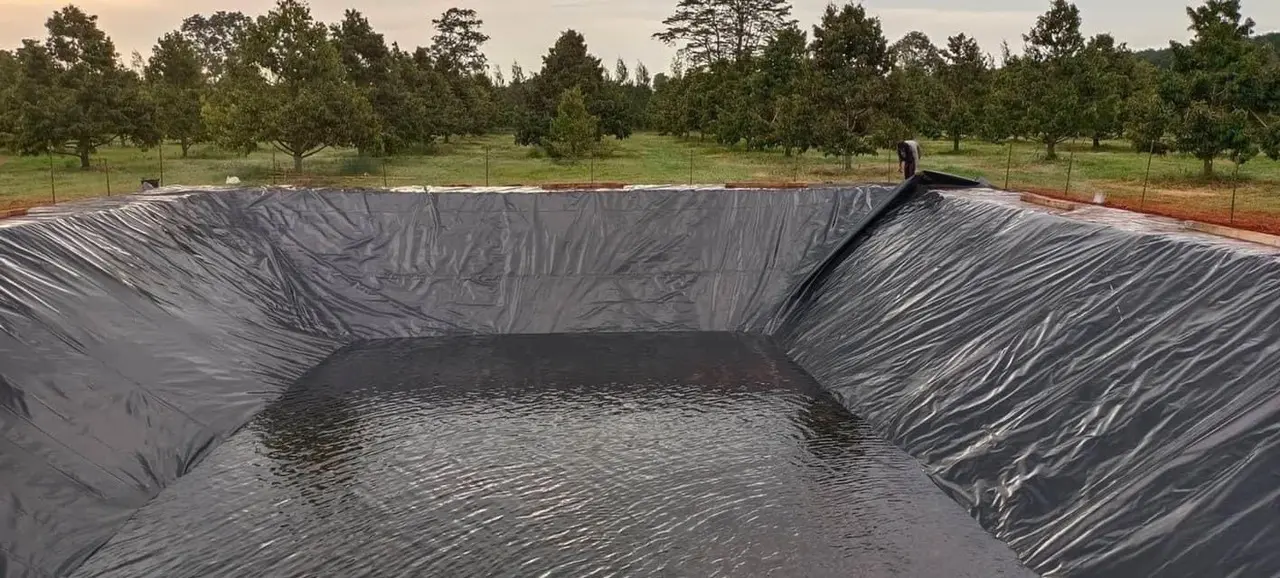 Chọn Giá Bạt Làm Hồ Cá Chuẩn - Bí Quyết Nuôi Cá Thành Công