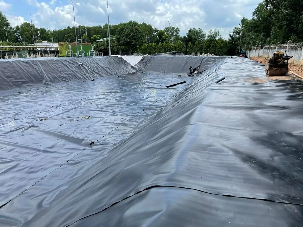 Chọn Giá Bạt Làm Hồ Cá Chuẩn - Bí Quyết Nuôi Cá Thành Công