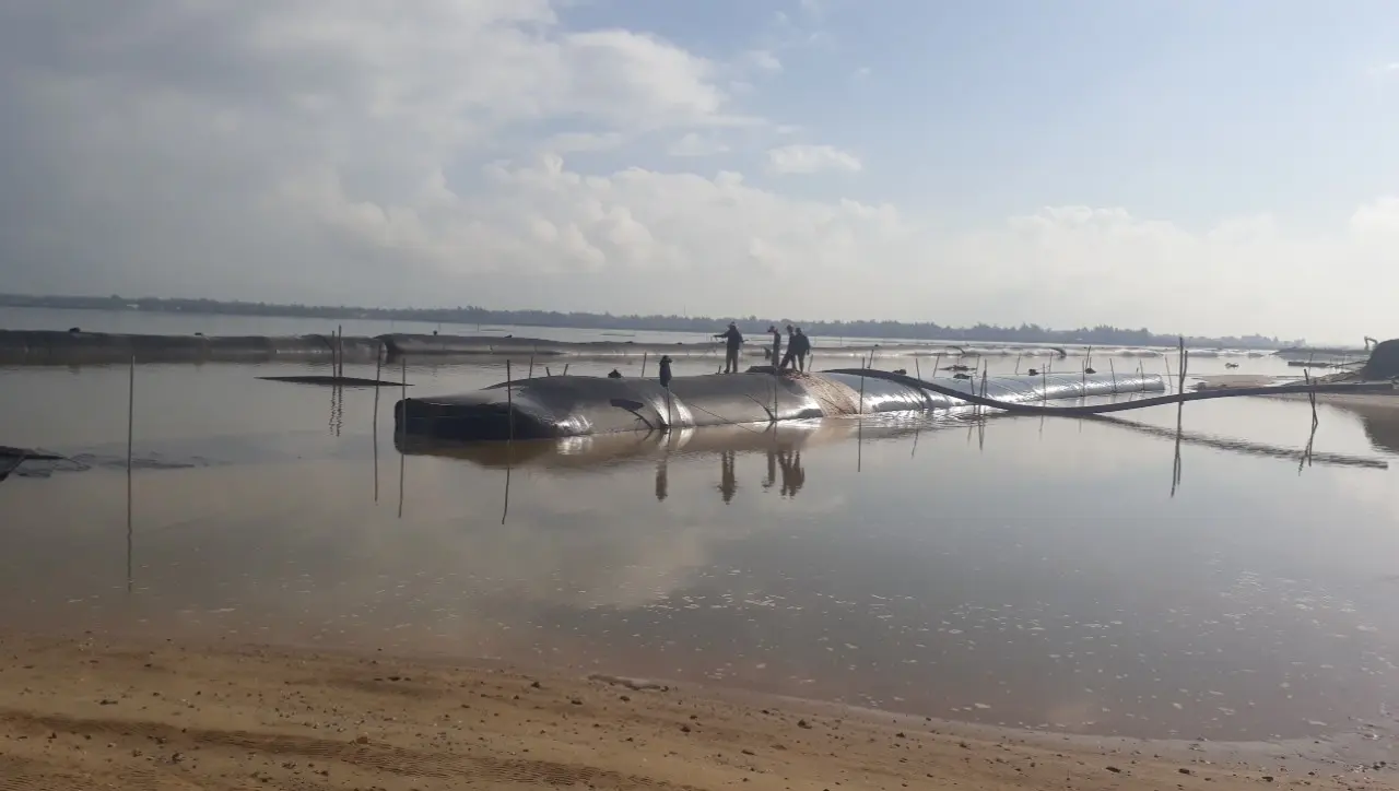 Ống địa kỹ thuật neo giữ chắc chắn trước bơm - Giải pháp an toàn cho công trình xây dựng hiện đại