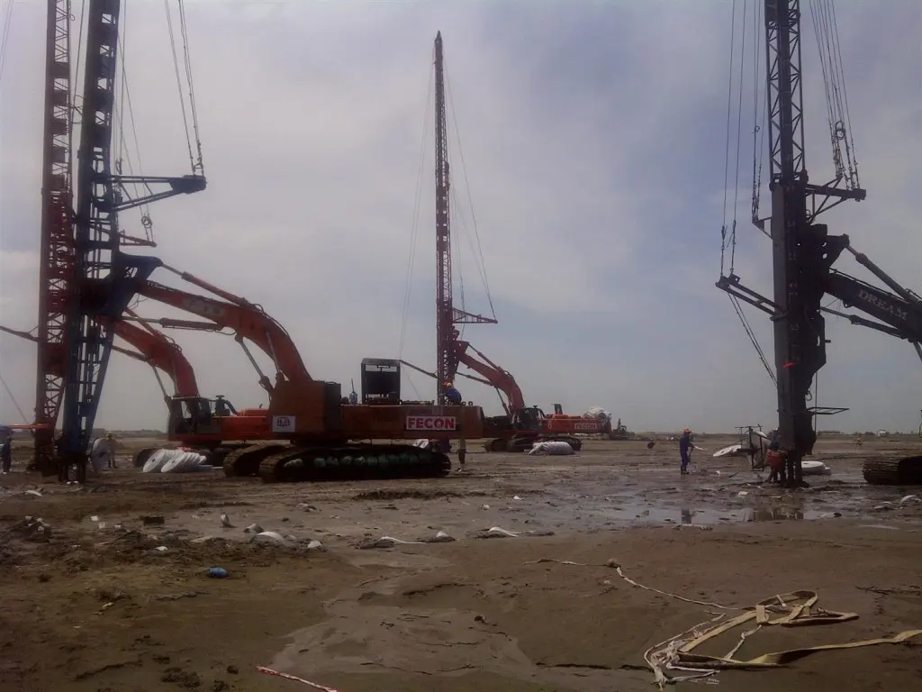 Thi công bấc thấm đảm bảo đúng chiều sâu thiết kế