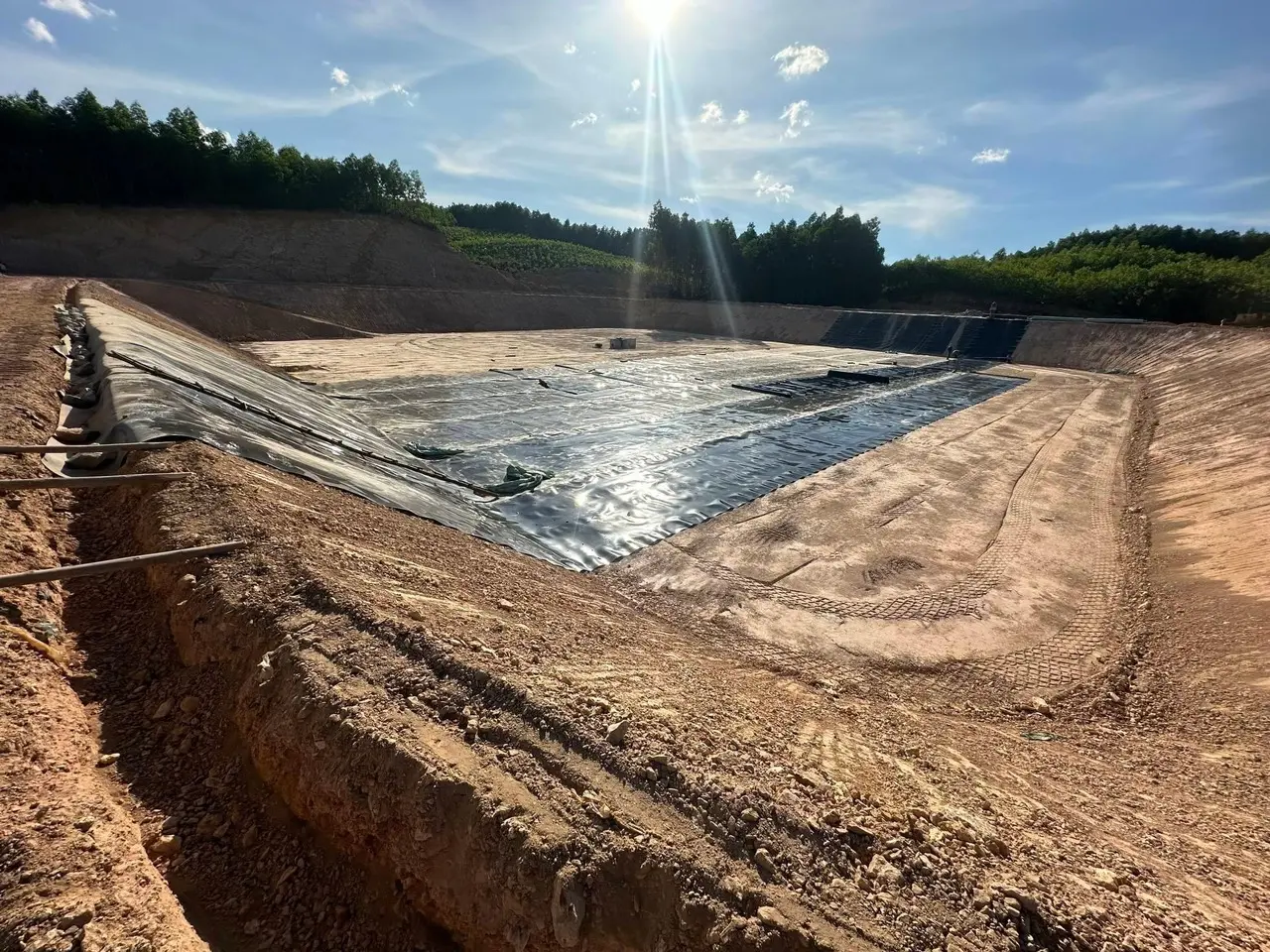 Thi Công Bạt HDPE như thế nào ?