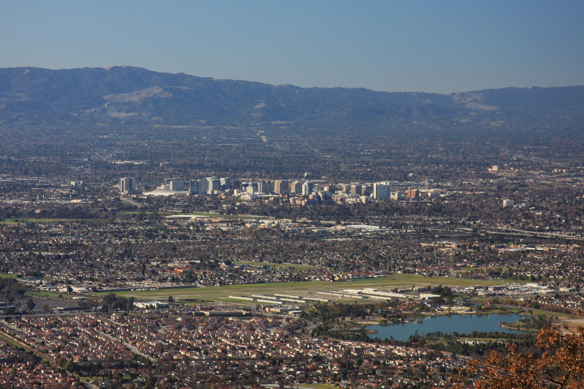 San Jose California Skyline - San José