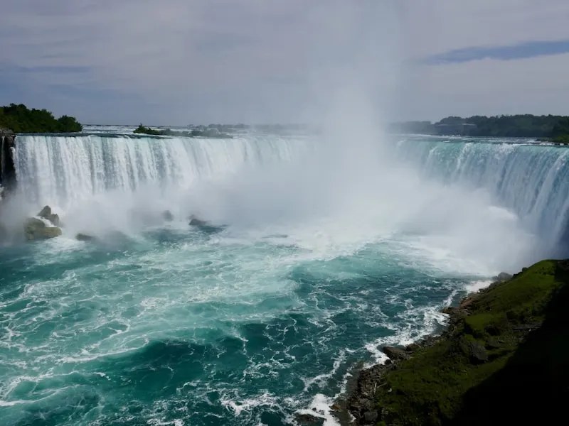 Niagara Falls travel guide