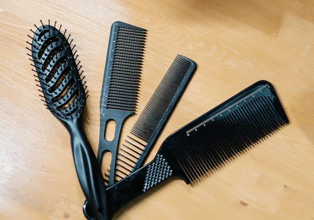 Can You Bring A Comb On A Plane? Complete Guide