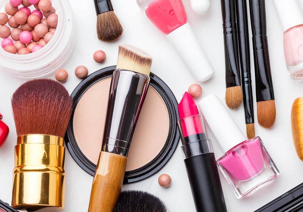 Can you bring makeup on a plane Clearance