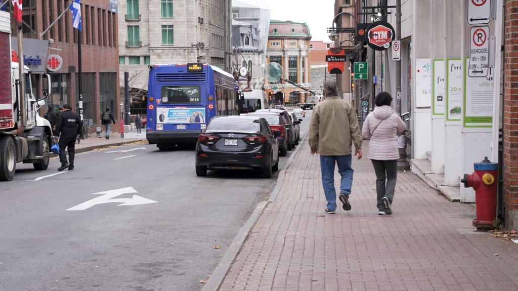 Dans ce vox pop, Katia Hanine interroge des propriétaires de Montréal sur leurs rénovations passées et futures.