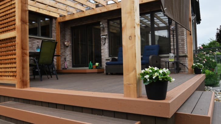 Patio fait avec des enviroboards