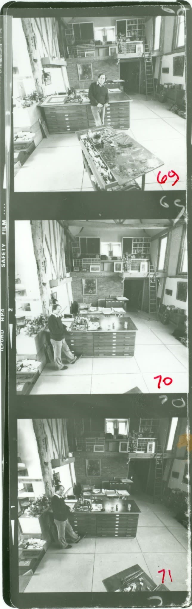 Alfred Cohen in his studio at Scullsgate Oast, 1978