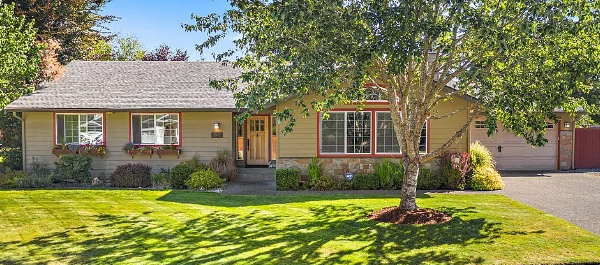 Gig Harbor Custom Home Exterior