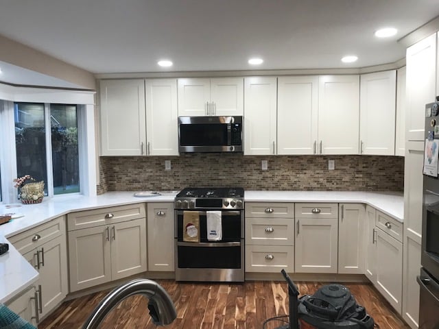 White Shaker Kitchen