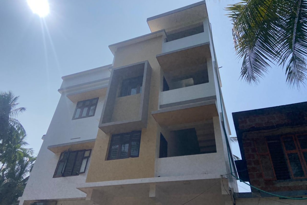 Ready to Move 2 BHK Flat near LuLu Mall, Kinassery 