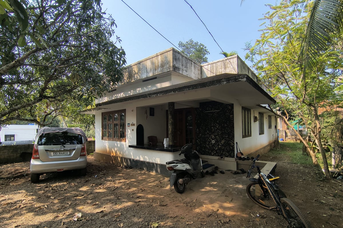 3 BHK House in 6.75 Cents, Ummalathoor