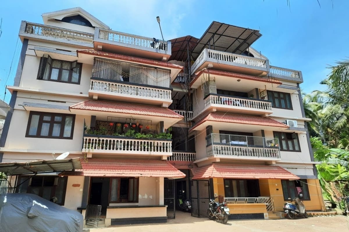2 BHK Apartment for Sale, Naduvattum
