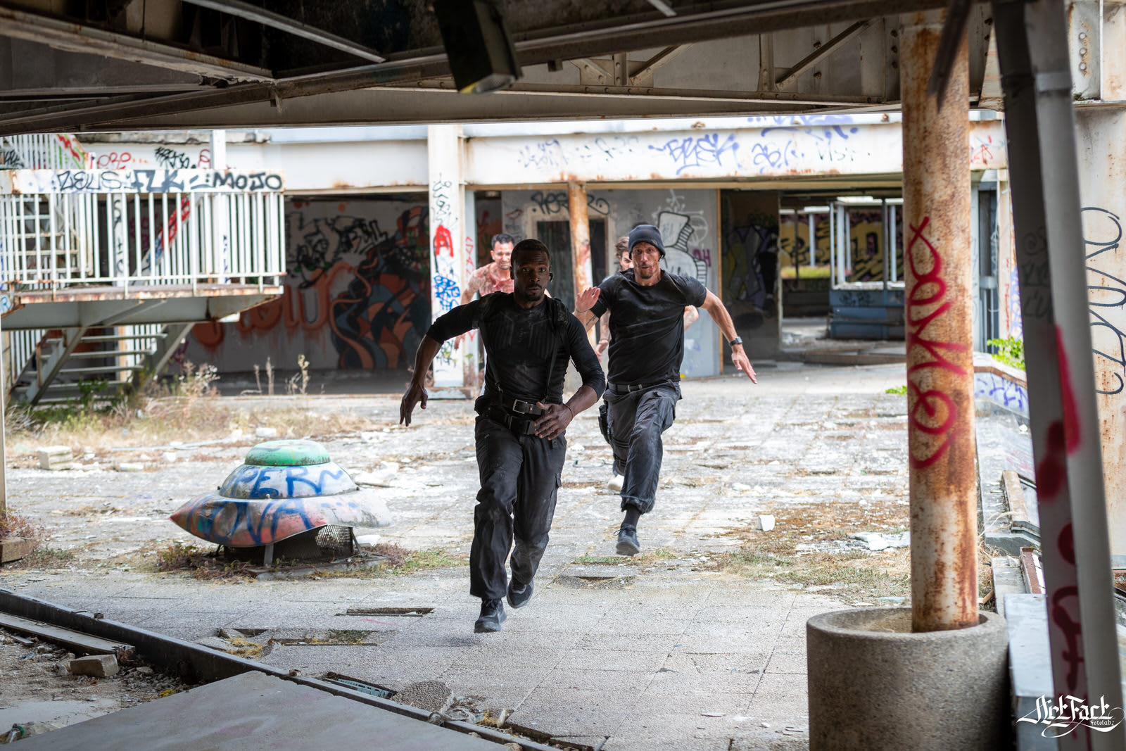 Crako — behind the scenes 24