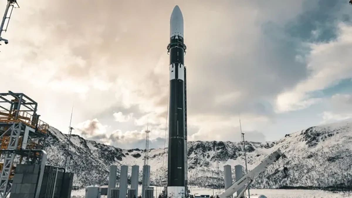 Cohete Spectrum en la plataforma de lanzamiento del puerto espacial de Andøya, Noruega
