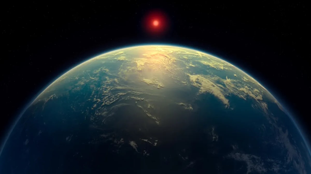 Ilustración artística del exoplaneta K2-18b, un mundo oceánico potencialmente habitable, basada en observaciones del telescopio James Webb