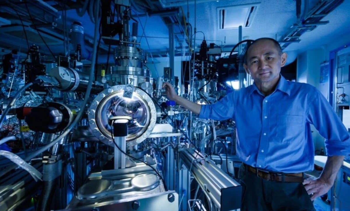 Profesor Taro Hitosugi