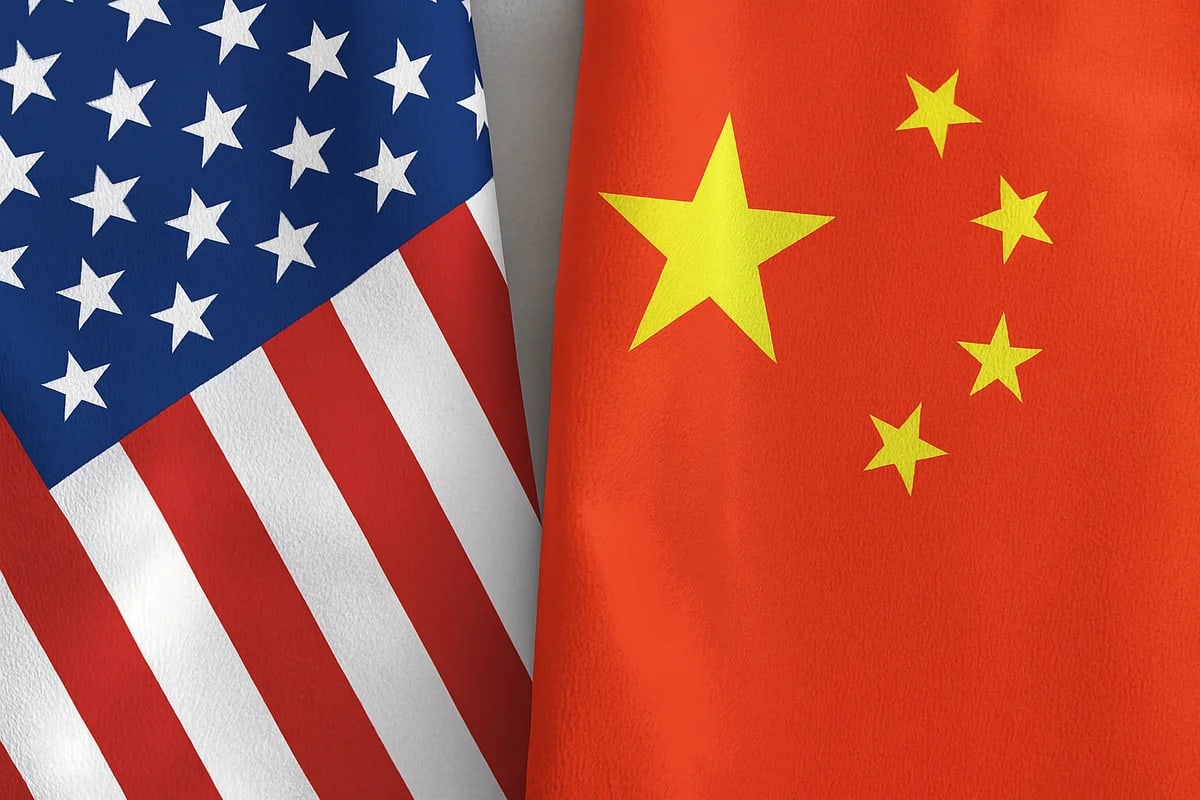 Banderas de Estados Unidos y China juntas