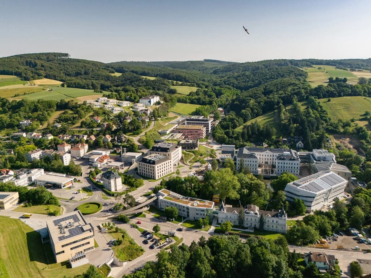 Parque científico xista y el campus del Instituto de Ciencia y Tecnología de Austria en Klosterneuburg