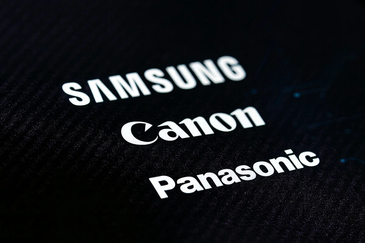 Logotipos de Samsung, Canon y Panasonic