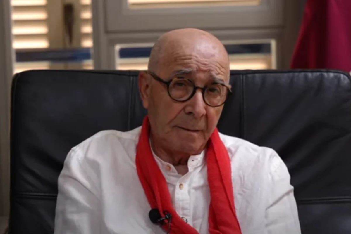 Agustín Jiménez, alcalde de Noblejas, sentado durante una entrevista