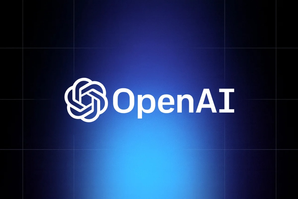 Logo de OpenAI en blanco, centrado sobre fondo azul degradado.