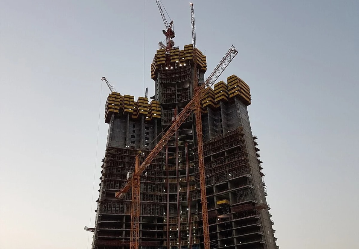 La Jeddah Tower en construcción