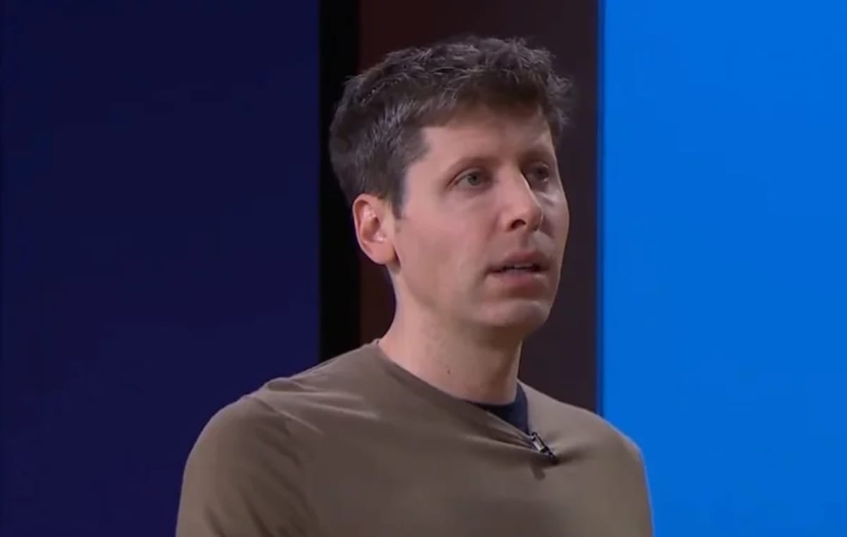 Sam Altman, CEO de OpenAI, durante una conferencia.