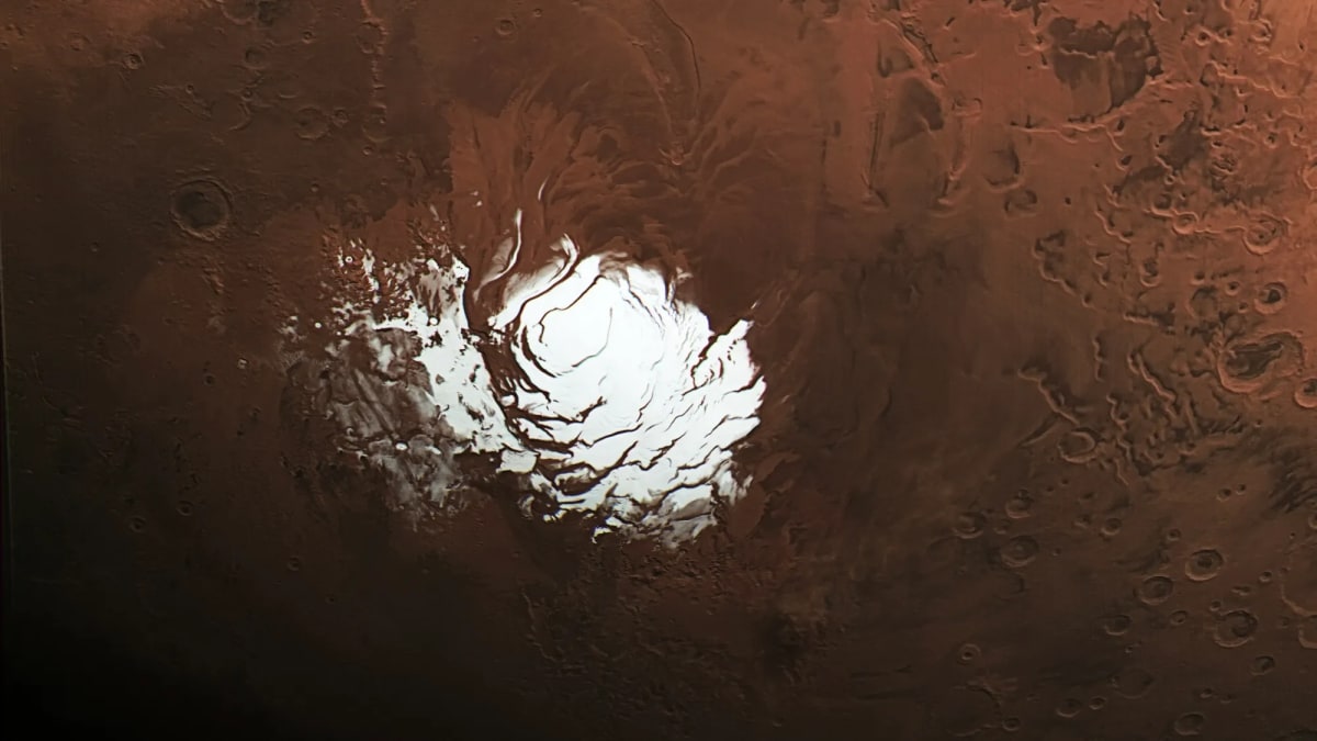 Vista de la capa de hielo del polo sur de Marte captada por la sonda Mars Express
