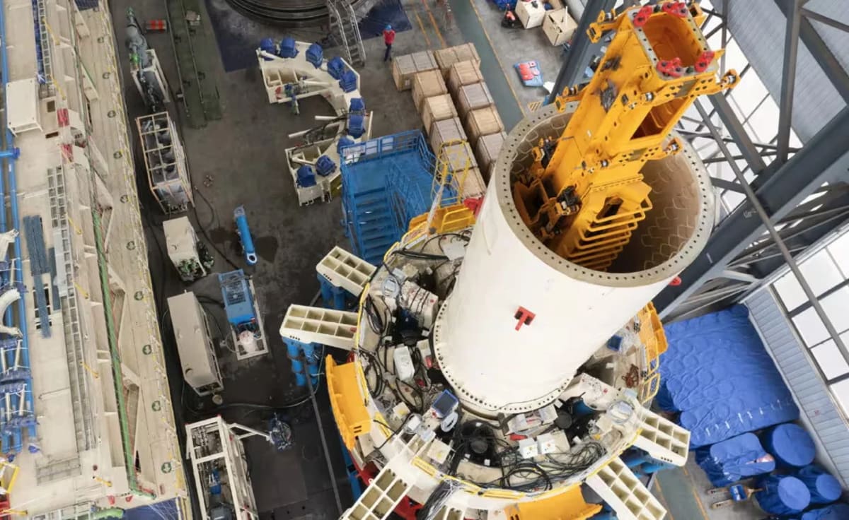 Perforadora vertical Gangtie Jiliang usada en minería profunda en China