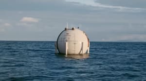 Esfera flotante para generación de energía undimotriz en el mar