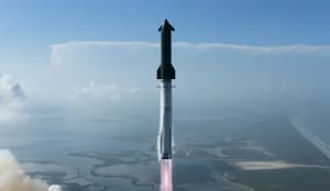 Lanzamiento del Starship V3 sobre la costa
